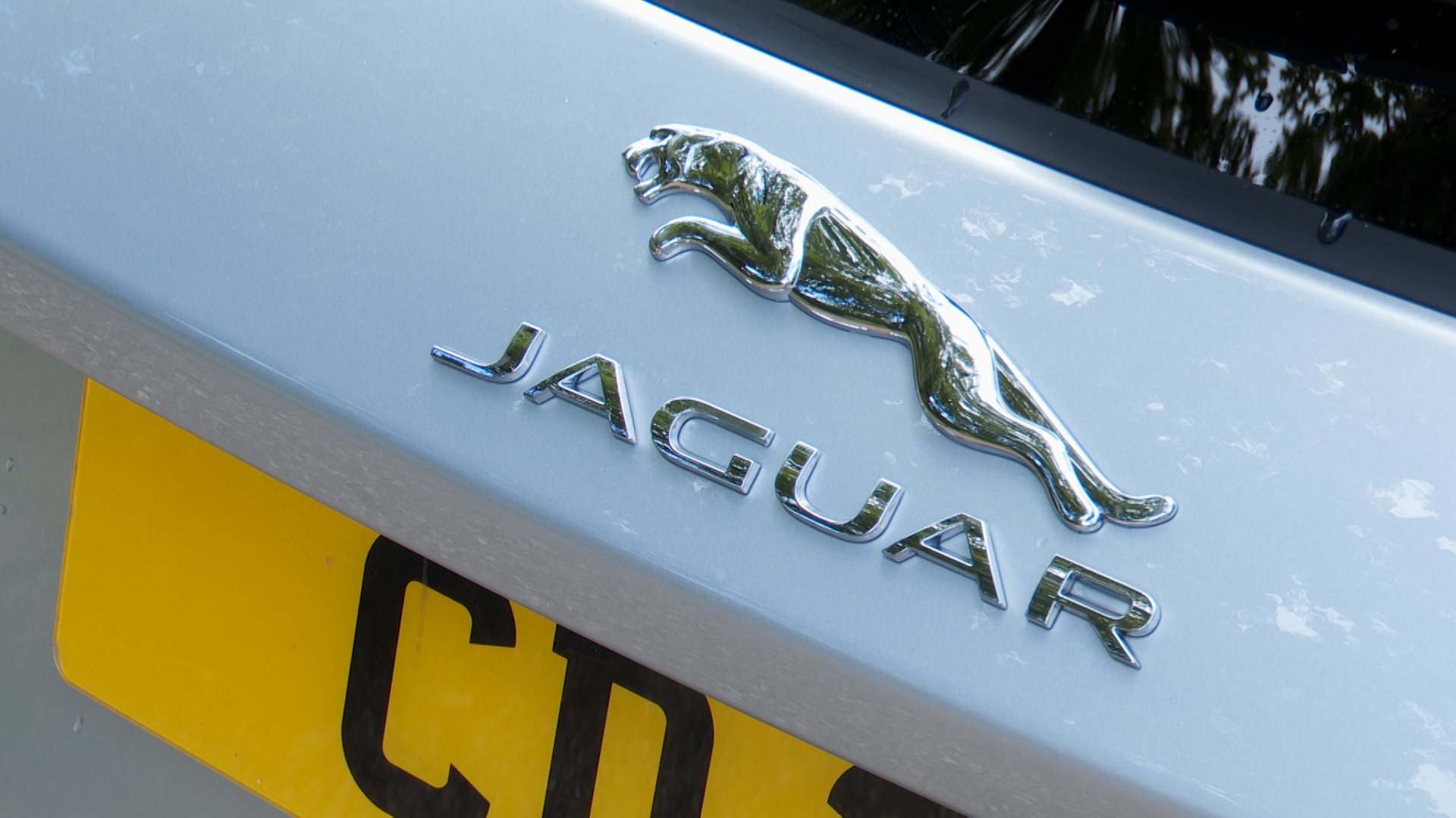 JAGUAR E-PACE ESTATE 2.0 P250 R-Dynamic S 5dr Auto